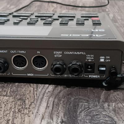 LOT 117: Alexis High-Definition Drum Machine SR18