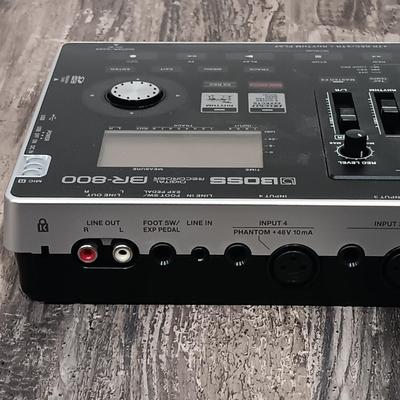 LOT 118: Boss Digital Recorder BR-800