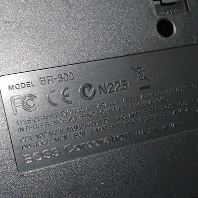 LOT 118: Boss Digital Recorder BR-800