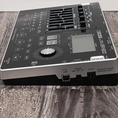 LOT 118: Boss Digital Recorder BR-800