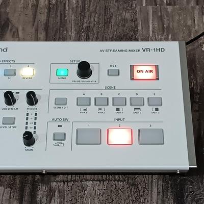 LOT 119: Roland AV Streaming Mixer VR-1HD