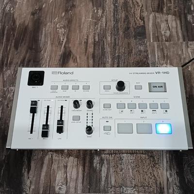 LOT 119: Roland AV Streaming Mixer VR-1HD