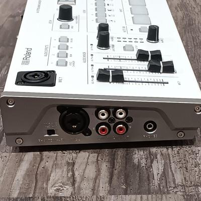 LOT 119: Roland AV Streaming Mixer VR-1HD