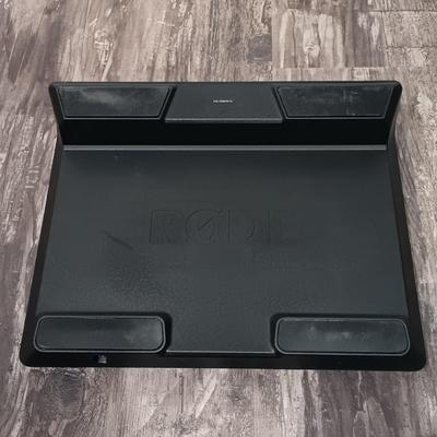 LOT 120: Røde RØDECaster Pro Integrated Audio Production Studio