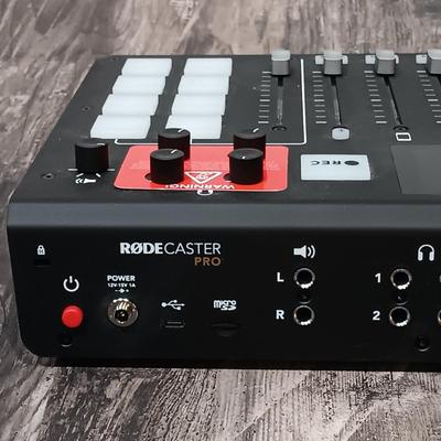 LOT 120: Røde RØDECaster Pro Integrated Audio Production Studio