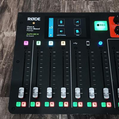 LOT 120: Røde RØDECaster Pro Integrated Audio Production Studio