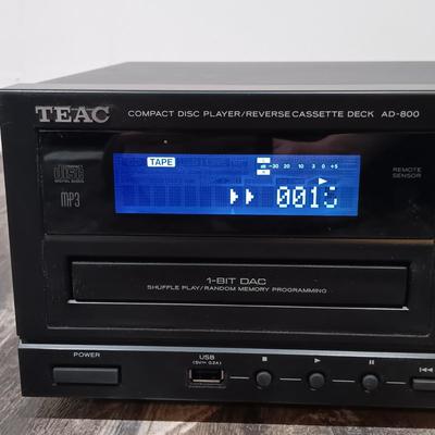 LOT 124: Teac AD-800 Compact Disc Player / Reverse Cassette Deck