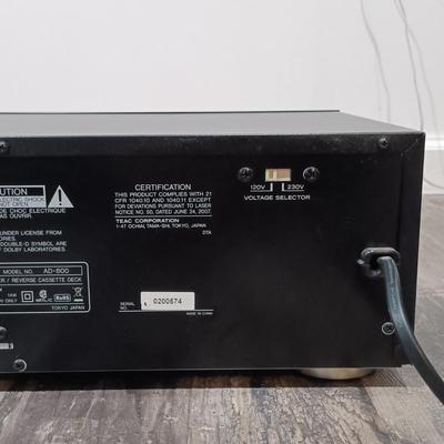 LOT 124: Teac AD-800 Compact Disc Player / Reverse Cassette Deck