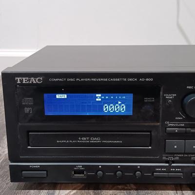LOT 124: Teac AD-800 Compact Disc Player / Reverse Cassette Deck