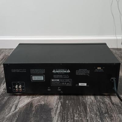 LOT 124: Teac AD-800 Compact Disc Player / Reverse Cassette Deck