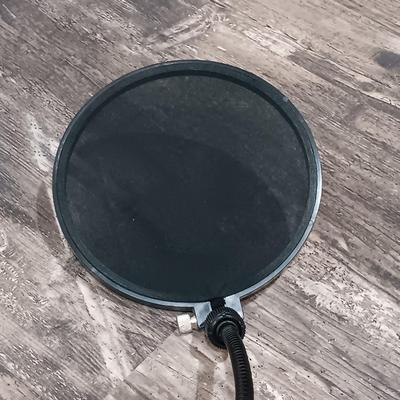 LOT 127: Roland Sustain Pedal, Gator FrameWorks Tripod Microphone Stand & Nady MPF-6 Pop Filter