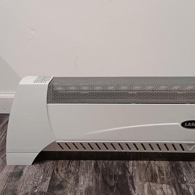 LOT 133: Lasky Silent Baseboard Heater