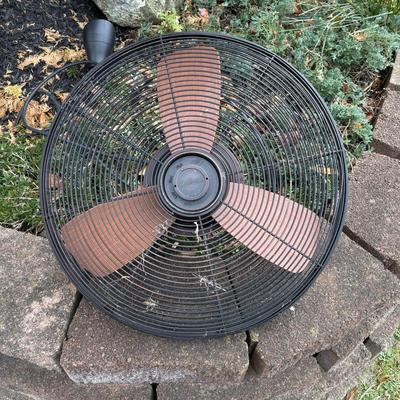 LOT 137: Allen & Roth Outdoor 20" Ceiling Fan