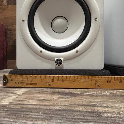 LOT 141: Yamaha HS8 Speakers