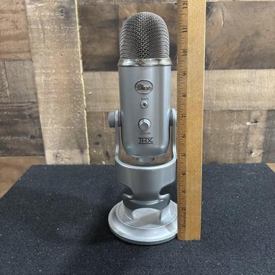 LOT 147: On Air Lightbox, Blue Yeti USB Microphone & More