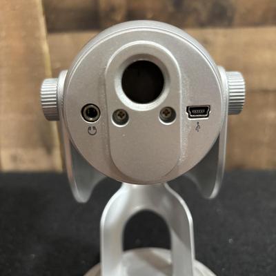 LOT 147: On Air Lightbox, Blue Yeti USB Microphone & More