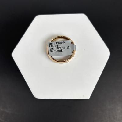 LOT 151: Benchmark No Sale Rings & Ring Display: Various Sizes