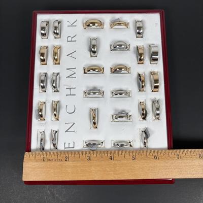 LOT 151: Benchmark No Sale Rings & Ring Display: Various Sizes