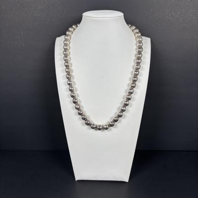 LOT 153: Sterling Silver Beaded Necklace, Mexico 925, 20", Tw 88.84