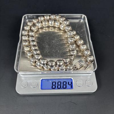 LOT 153: Sterling Silver Beaded Necklace, Mexico 925, 20", Tw 88.84