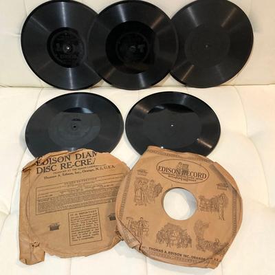 LOT 165: Large Collection of Vintage / Antique Edison Disc Records