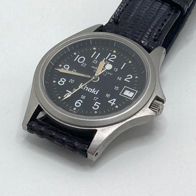 LOT 169: Vintage Hamilton 9931 Khaki Quartz Calendar Watch