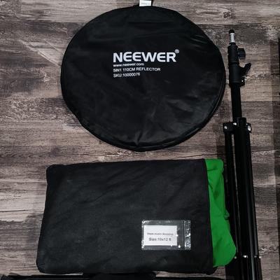 LOT 191: LS Pro PhotoStudio Softbox, Cowboy Studio Gatsby Backdrop, Neewer Reflector, Easel & More