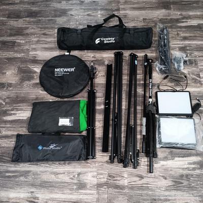 LOT 191: LS Pro PhotoStudio Softbox, Cowboy Studio Gatsby Backdrop, Neewer Reflector, Easel & More
