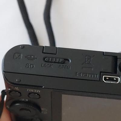 Sony Cyber-Shot Digital Camera (BP-BBL)