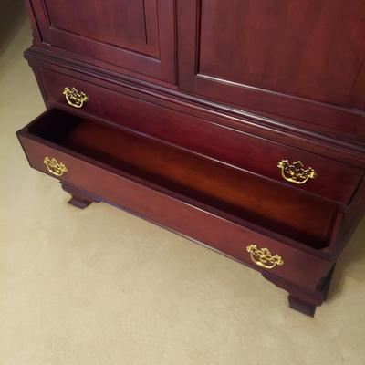 Chippendale Style Entertainment Armoire (BP-BBL)