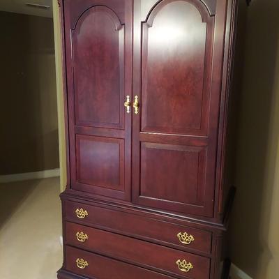 Chippendale Style Entertainment Armoire (BP-BBL)