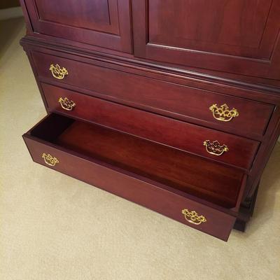 Chippendale Style Entertainment Armoire (BP-BBL)