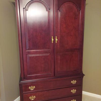 Chippendale Style Entertainment Armoire (BP-BBL)