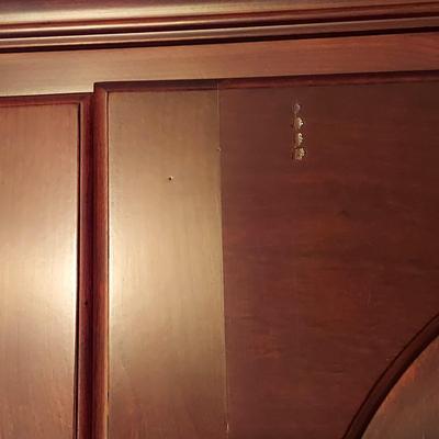 Chippendale Style Entertainment Armoire (BP-BBL)