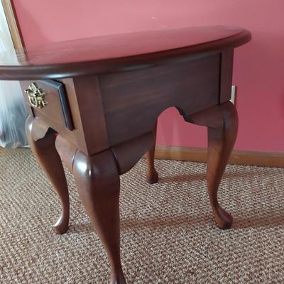 Queen Anne Style Side Table (BPR-BBL)