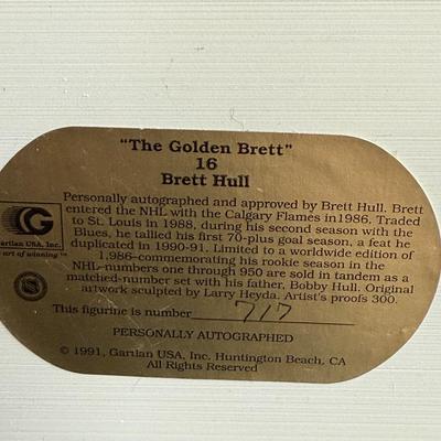 Brett Hull Autographed Figurine #717/959