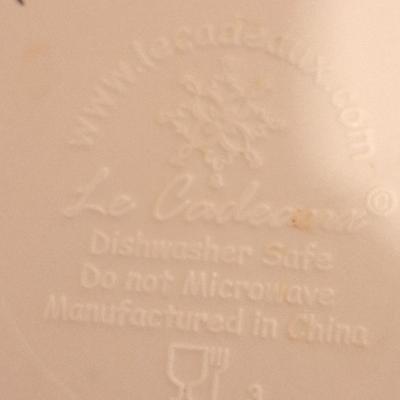 Sale Photo Thumbnail #1289: 2 plates, 4 salad plates