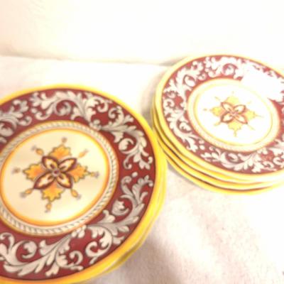 Sale Photo Thumbnail #1285: 2 plates, 4 salad plates