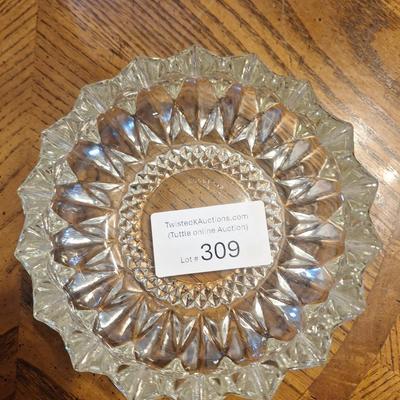 Sale Photo Thumbnail #1299: Diamond pressed glass ashtray