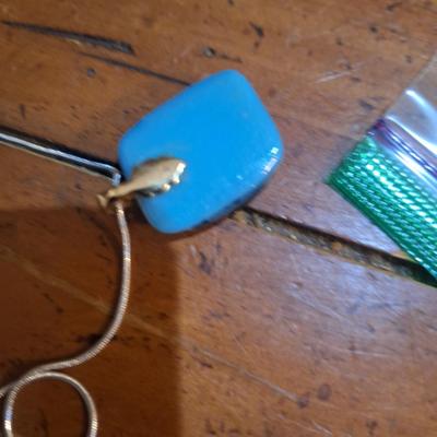 Sale Photo Thumbnail #1389: unknown material - fused glass or resin or similar.