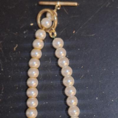 Sale Photo Thumbnail #1400: the smallest one is tangled and they are bagged together so likley to tangle more.