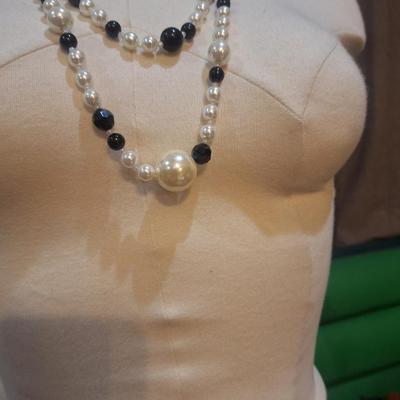 Sale Photo Thumbnail #1416: Black and white beaded necklace