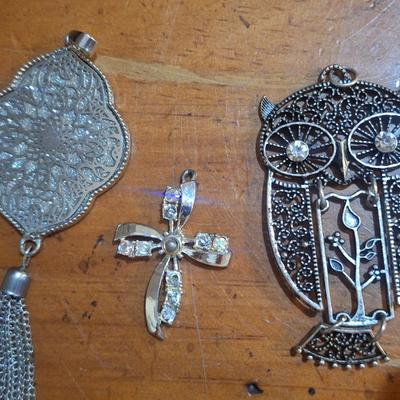 Sale Photo Thumbnail #1504: 3 pendants