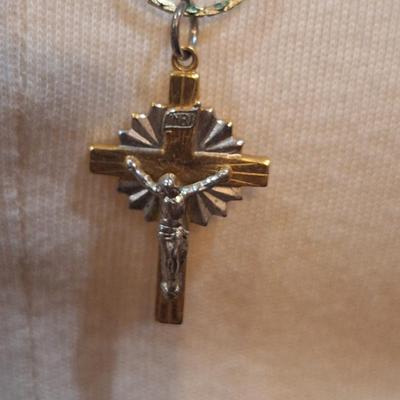 Sale Photo Thumbnail #1511: necklace with crucifix pendant