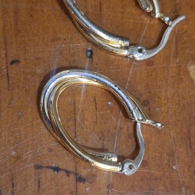 Sale Photo Thumbnail #1517: earring bundle