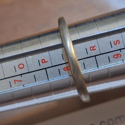 Sale Photo Thumbnail #1532: costume ring size 8\