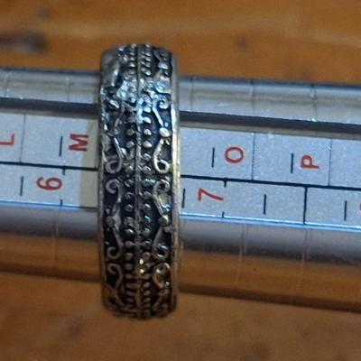 Sale Photo Thumbnail #1536: vintage ring size 6.5