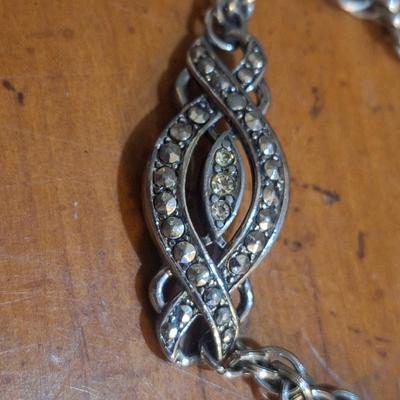 Sale Photo Thumbnail #1553: bracelet- vintage 