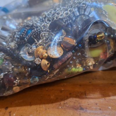 Sale Photo Thumbnail #1574: some are broken, tangled or mismatched