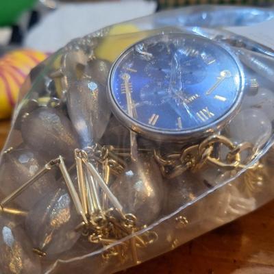 Sale Photo Thumbnail #1575: some are broken, tangled or mismatched